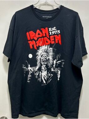 Iron Maiden Black Short Sleeve Graphic Tee - Red & White Print